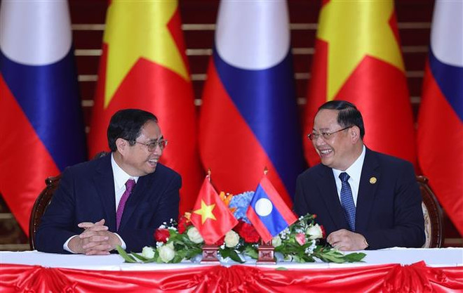 Le Premier ministre Pham Minh Chinh termine sa visite officielle au Laos ảnh 2