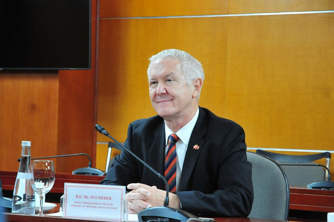 La Suisse aide le Vietnam à améliorer les politiques commerciales et promouvoir les exportations ảnh 2