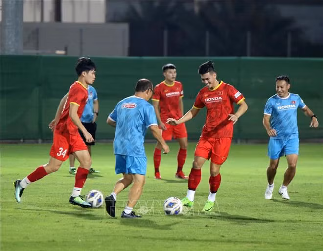 Coupe du Monde de la FIFA: l'équipe vietnamienne se prépare bien à son match contre la Chine ảnh 1 Coupe du Monde de la FIFA: l'équipe vietnamienne se prépare bien à son match contre la Chine ảnh 1
