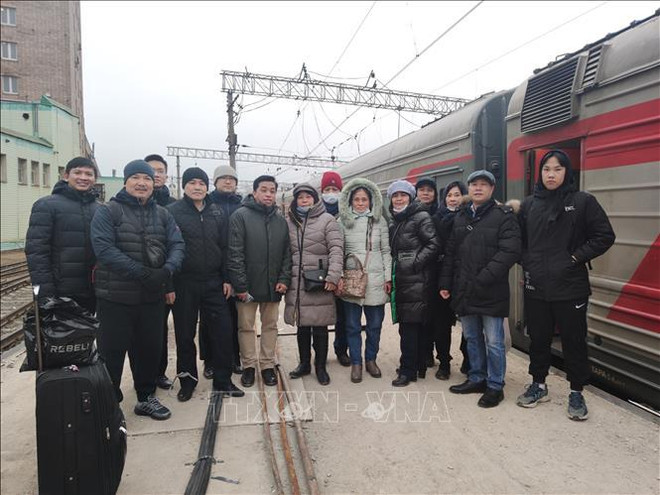 L'évacuation des Vietnamiens de la ville ukrainienne de Marioupol accélérée ảnh 1 L'évacuation des Vietnamiens de la ville ukrainienne de Marioupol accélérée ảnh 1