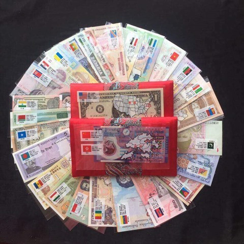 Des lì xì originaux pour le Têt du Chien ảnh 1 Des lì xì originaux pour le Têt du Chien ảnh 1