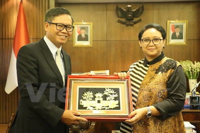 Le Vietnam et l’Indonésie continuent leurs contributions au développement de l’ASEAN ảnh 1 Le Vietnam et l’Indonésie continuent leurs contributions au développement de l’ASEAN ảnh 1