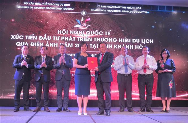 Conférence internationale sur la promotion du tourisme à travers le cinéma à Khanh Hoa ảnh 1 Conférence internationale sur la promotion du tourisme à travers le cinéma à Khanh Hoa ảnh 1