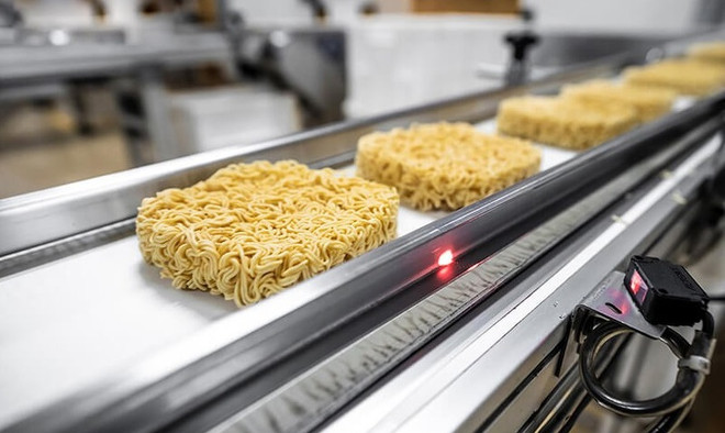 L'UE assouplit le contrôle sur les nouilles instantanées vietnamiennes ảnh 1