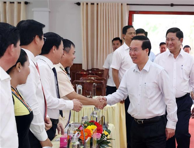 Le chef de l’Etat exhorte Ninh Thuân à avoir une vision stratégique pour son développement ảnh 2 Le chef de l’Etat exhorte Ninh Thuân à avoir une vision stratégique pour son développement ảnh 2