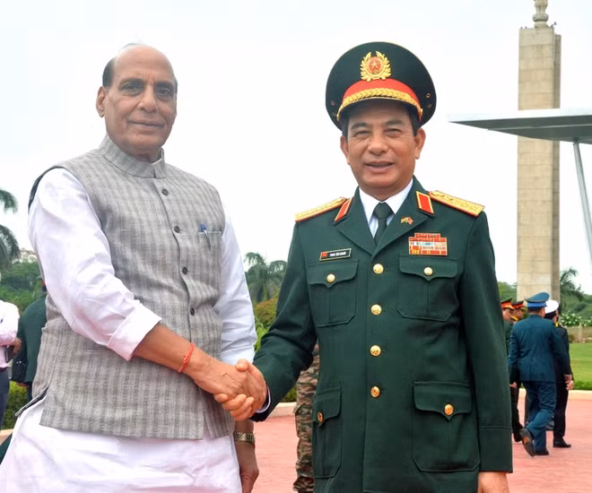 Le Vietnam et l'Inde promeuvent leur coopération dans la défense ảnh 1