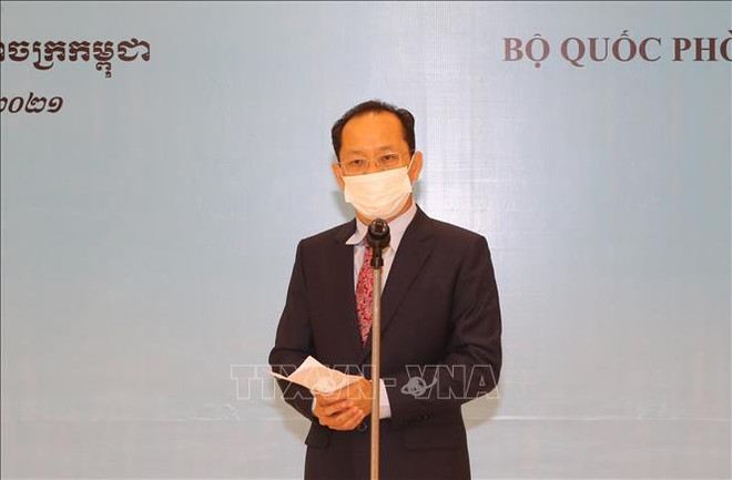 Aide du ministère vietnamien de la Défense à son homologue cambodgien pour lutter contre le COVID-19 ảnh 1 Aide du ministère vietnamien de la Défense à son homologue cambodgien pour lutter contre le COVID-19 ảnh 1