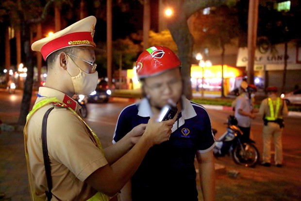 Des accidents de la circulation tuent 14 personnes le premier jour des vacances du Nouvel An ảnh 1 Des accidents de la circulation tuent 14 personnes le premier jour des vacances du Nouvel An ảnh 1