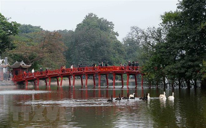 Hanoï accueille 5,74 millions de touristes internationaux en 2018 ảnh 1