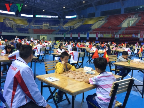 Le Vietnam en tête des Championnats d’Asie juniors élargis de xiangqi 2018 ảnh 1 Le Vietnam en tête des Championnats d’Asie juniors élargis de xiangqi 2018 ảnh 1