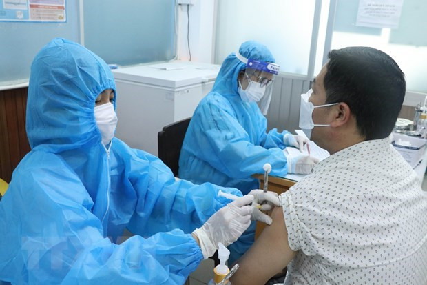 COVID-19 : le Vietnam dépasse de nombreux pays de la région en termes de taux de vaccination ảnh 1 COVID-19 : le Vietnam dépasse de nombreux pays de la région en termes de taux de vaccination ảnh 1