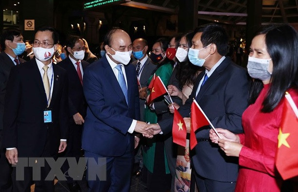 Le président Nguyen Xuan Phuc rencontre des Viêt kiêu à New York ảnh 1 Le président Nguyen Xuan Phuc rencontre des Viêt kiêu à New York ảnh 1