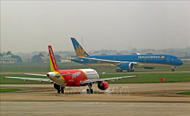 Le Vietnam envisage la réouverture pilote des vols intérieures ảnh 1 Le Vietnam envisage la réouverture pilote des vols intérieures ảnh 1
