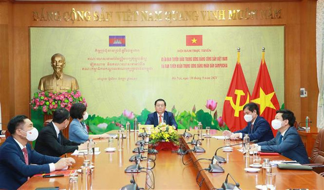Vietnam-Cambodge : intensifier la coopération dans le travail de sensibilisation et d’éducation ảnh 1 Vietnam-Cambodge : intensifier la coopération dans le travail de sensibilisation et d’éducation ảnh 1