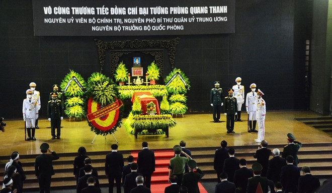 Cérémonie des fuinérailles d'Etat de l’ancien ministre de la Défense Phung Quang Thanh ảnh 1 Cérémonie des fuinérailles d'Etat de l’ancien ministre de la Défense Phung Quang Thanh ảnh 1