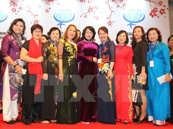 Féminisation des conseils d’administration : le Vietnam en tête en Asie ảnh 1