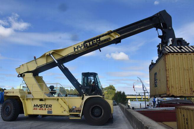 La nouvelle ligne fluviale conteneurisée reliant le port de Gron et Hô Chi Minh-Ville inaugurée ảnh 2 La nouvelle ligne fluviale conteneurisée reliant le port de Gron et Hô Chi Minh-Ville inaugurée ảnh 2