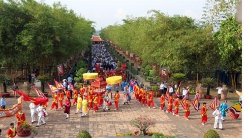 Faire de Viêt Tri une ville de festivités en lien avec l’origine de la nation ảnh 2 Faire de Viêt Tri une ville de festivités en lien avec l’origine de la nation ảnh 2