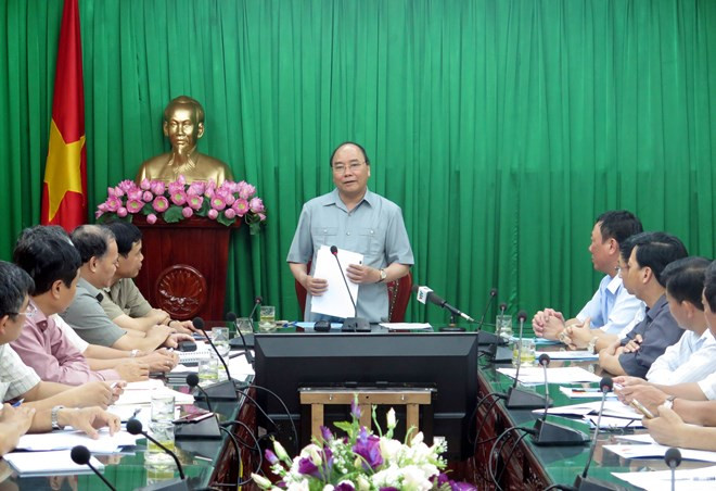 Nam Dinh doit se concentrer sur le rétablissement de la production après le typhon Mirinae ảnh 1 Nam Dinh doit se concentrer sur le rétablissement de la production après le typhon Mirinae ảnh 1