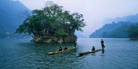 Ba Be-le plus grand lac naturel du Vietnam ảnh 2 Ba Be-le plus grand lac naturel du Vietnam ảnh 2