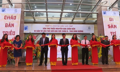 Châu ban: une centaine de documents de la dynastie des Nguyên exposés à Hanoï ảnh 1 Châu ban: une centaine de documents de la dynastie des Nguyên exposés à Hanoï ảnh 1