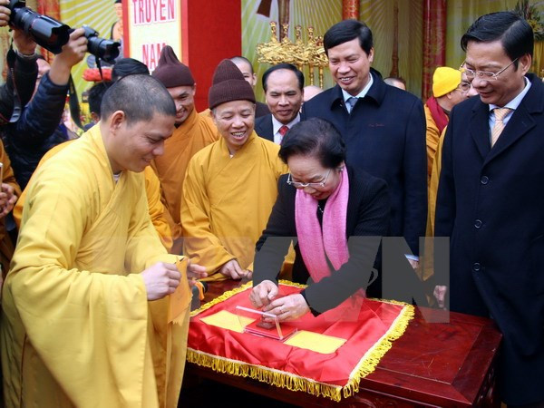 Ouverture de la Fête du printemps de Yên Tu ảnh 1