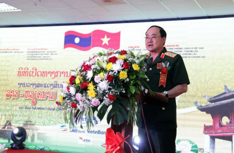 Ouverture de la foire commerciale Vietnam-Laos ảnh 1 Ouverture de la foire commerciale Vietnam-Laos ảnh 1