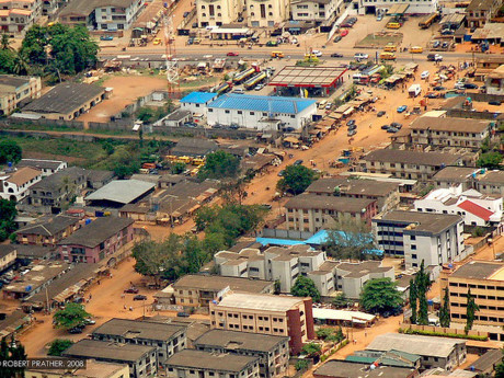 L’Allemagne assiste le Laos dans le développement de ses infrastructures ảnh 1 L’Allemagne assiste le Laos dans le développement de ses infrastructures ảnh 1