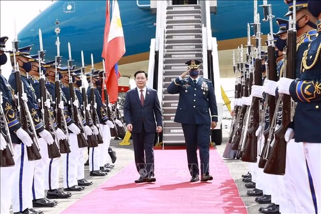Promotion des liens avec le Cambodge, les Philippines et l’AIPA ảnh 1