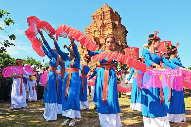 Les Cham de Ninh Thuan vont célébrer le festival Kate ảnh 1 Les Cham de Ninh Thuan vont célébrer le festival Kate ảnh 1