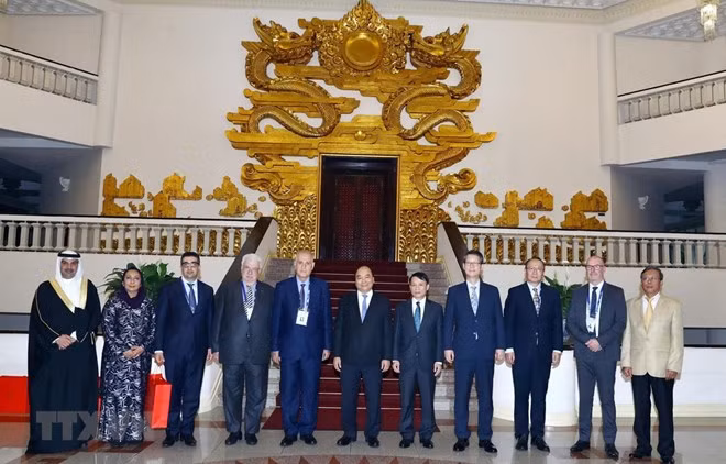 Le PM reçoit les participants à la 44e réunion du Comité exécutif de l’OANA ảnh 1
