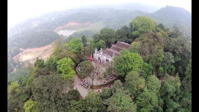Les temples des rois Hùng fondateurs du pays ảnh 1