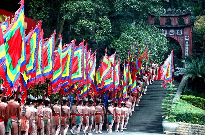 Le Vietnam rend hommage à ses rois fondateurs Hùng ảnh 1 Le Vietnam rend hommage à ses rois fondateurs Hùng ảnh 1