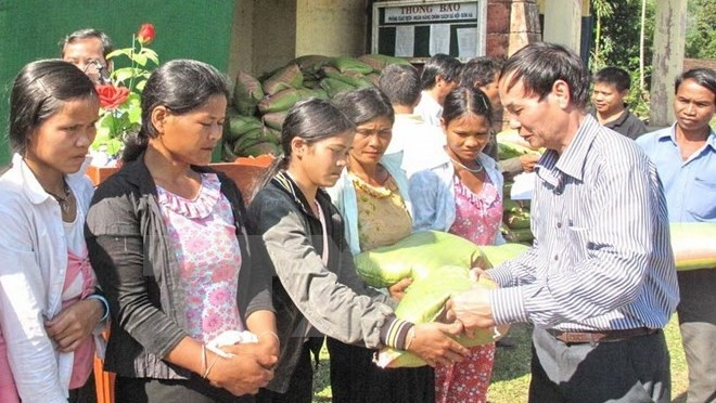 Têt 2016 : plus de 5.000 tonnes de riz pour 6 provinces ảnh 1 Têt 2016 : plus de 5.000 tonnes de riz pour 6 provinces ảnh 1