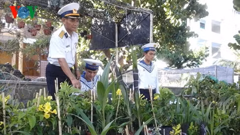 Visite printanière à Truong Sa, Côn Co et Bach Long Vi ảnh 1