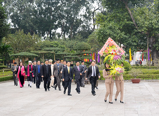 Activités de célébration du 86e anniversaire de la fondation du PCV ảnh 1 Activités de célébration du 86e anniversaire de la fondation du PCV ảnh 1
