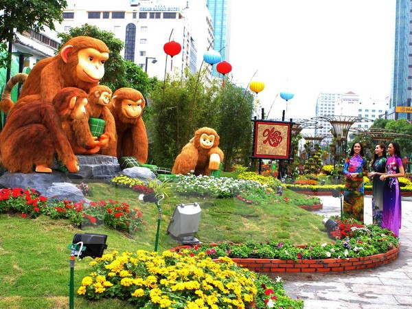 Têt : Ho Chi Minh-Ville inaugure la rue florale et celle des livres ảnh 1 Têt : Ho Chi Minh-Ville inaugure la rue florale et celle des livres ảnh 1