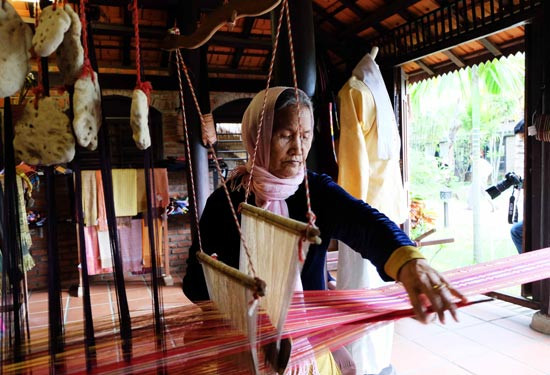 Hoi An accueille le festival de la culture de la soie Vietnam-Asie 2016 ảnh 1 Hoi An accueille le festival de la culture de la soie Vietnam-Asie 2016 ảnh 1