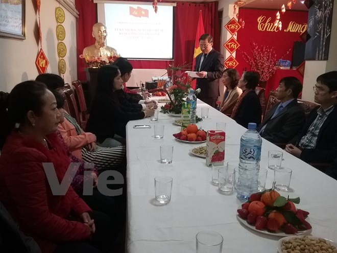 Le 86e anniversaire de la fondation du PCV est fêté dans plusieurs pays ảnh 2 Le 86e anniversaire de la fondation du PCV est fêté dans plusieurs pays ảnh 2