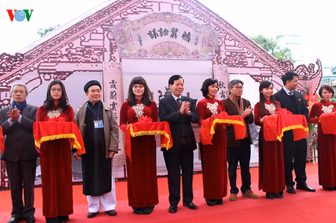 Ouverture de la fête de la calligraphie pour le Têt 2016 ảnh 1 Ouverture de la fête de la calligraphie pour le Têt 2016 ảnh 1