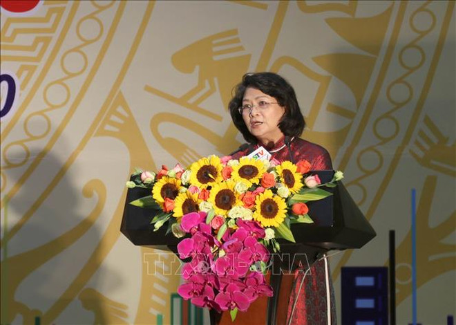 La vice-présidente Dang Thi Ngoc Thinh encourage les mouvements d'émulation à Lang Son ảnh 1 La vice-présidente Dang Thi Ngoc Thinh encourage les mouvements d'émulation à Lang Son ảnh 1