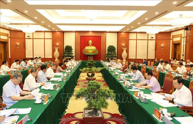 Réunion de la sous-commission du Parti chargée des documents du XIIIe Congrès du Parti ảnh 1 Réunion de la sous-commission du Parti chargée des documents du XIIIe Congrès du Parti ảnh 1