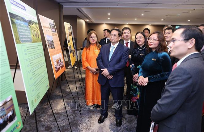 Le PM Pham Minh Chinh rencontre des intellectuels vietnamiens en Australie ảnh 1 Le PM Pham Minh Chinh rencontre des intellectuels vietnamiens en Australie ảnh 1