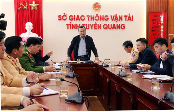 Le PM ordonne de régler les conséquences du récent accident de la circulation à Tuyen Quang ảnh 2 Le PM ordonne de régler les conséquences du récent accident de la circulation à Tuyen Quang ảnh 2