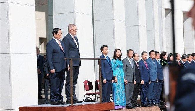 Cérémonie d’accueil du PM Pham Minh Chinh en visite officielle en Australie ảnh 1 Cérémonie d’accueil du PM Pham Minh Chinh en visite officielle en Australie ảnh 1