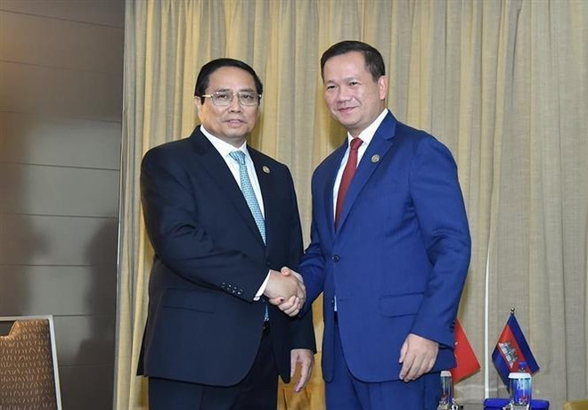 Le Premier ministre Pham Minh Chinh rencontre son homologue cambodgien à Melbourne ảnh 1