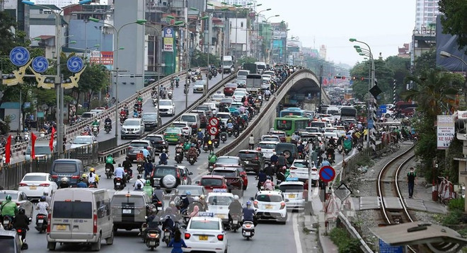 Hanoi utilise les drones à caméra pour faire réduire les embouteillages ảnh 1 Hanoi utilise les drones à caméra pour faire réduire les embouteillages ảnh 1