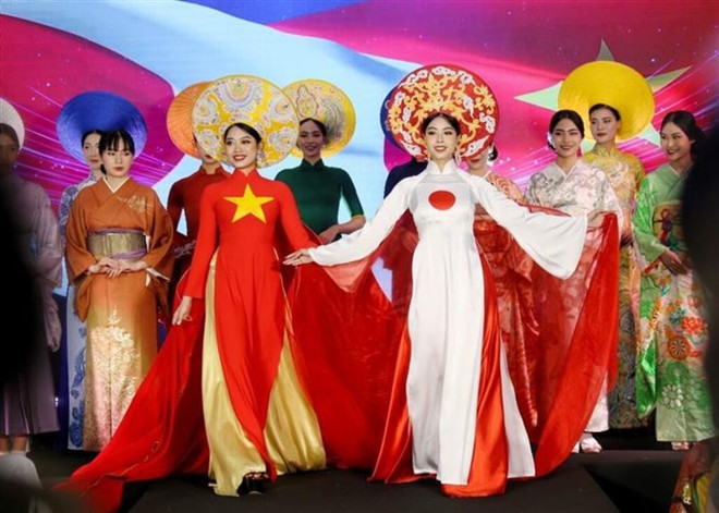Le Vietnam uni et déterminé à œuvrer pour sa prospérité ảnh 6 Le Vietnam uni et déterminé à œuvrer pour sa prospérité ảnh 6
