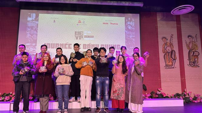 La "Journée de Banh Chung" rassemble la communauté des jeunes vietnamiens à Paris ảnh 1 La "Journée de Banh Chung" rassemble la communauté des jeunes vietnamiens à Paris ảnh 1