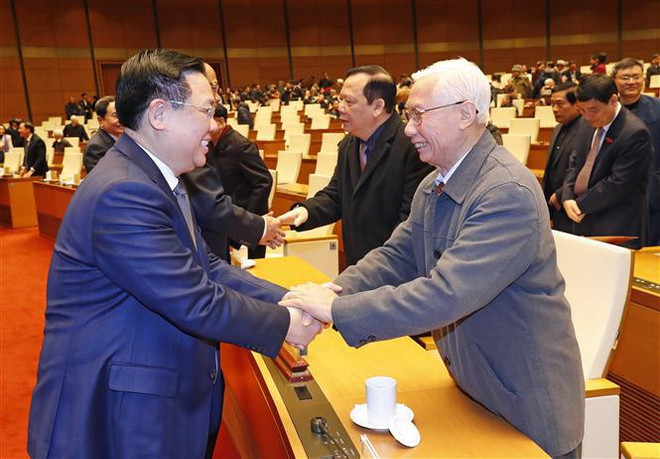 Têt du Dragon: rencontre avec d'anciens dirigeants de l’Assemblée nationale ảnh 1 Têt du Dragon: rencontre avec d'anciens dirigeants de l’Assemblée nationale ảnh 1